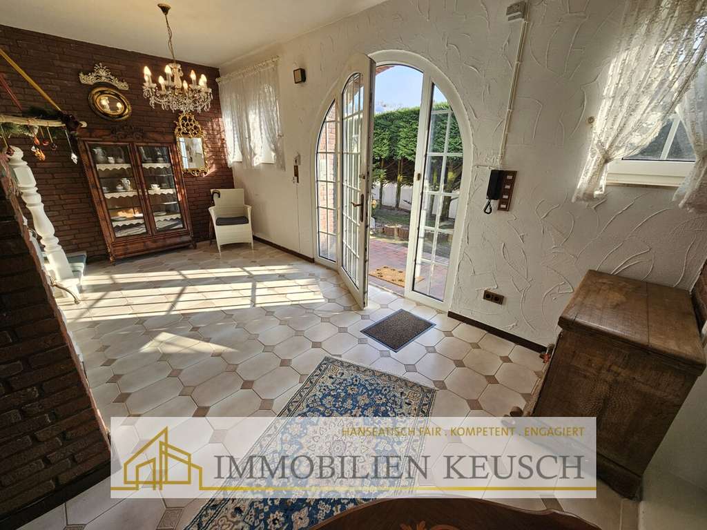 Immobilie in Achim - Großzügig Arbeiten & Wohnen im begehrten Achim-Bierden + Garagen + Büro +Vollkeller+ div. Nebenräume - Bild 2