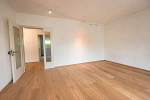 Moderne 3-Zimmerwohnung mit großzügigem Balkon zur Südwestseite und Blick in den schönen Garten – Lohkoppelweg 1, 22529 Lokstedt, Hamburg – Vorschaubild 5