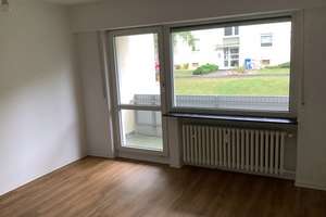 Frisch renovierte 3-Zimmer-Wohnung mit Tageslichtbad und Balkon
