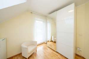 Familienglück in Bestlage:  Stilvolles Haus mit Pool, Sauna & viel Platz – Im Winkel 38B, 51063 Mülheim (Ortsteil), Köln – Vorschaubild 14