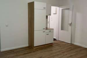 Frisch renovierte 1-Zimmer Wohnung mit EBK! – Wilamowitzweg 18, 37085 Oststadt, Göttingen – Vorschaubild 3
