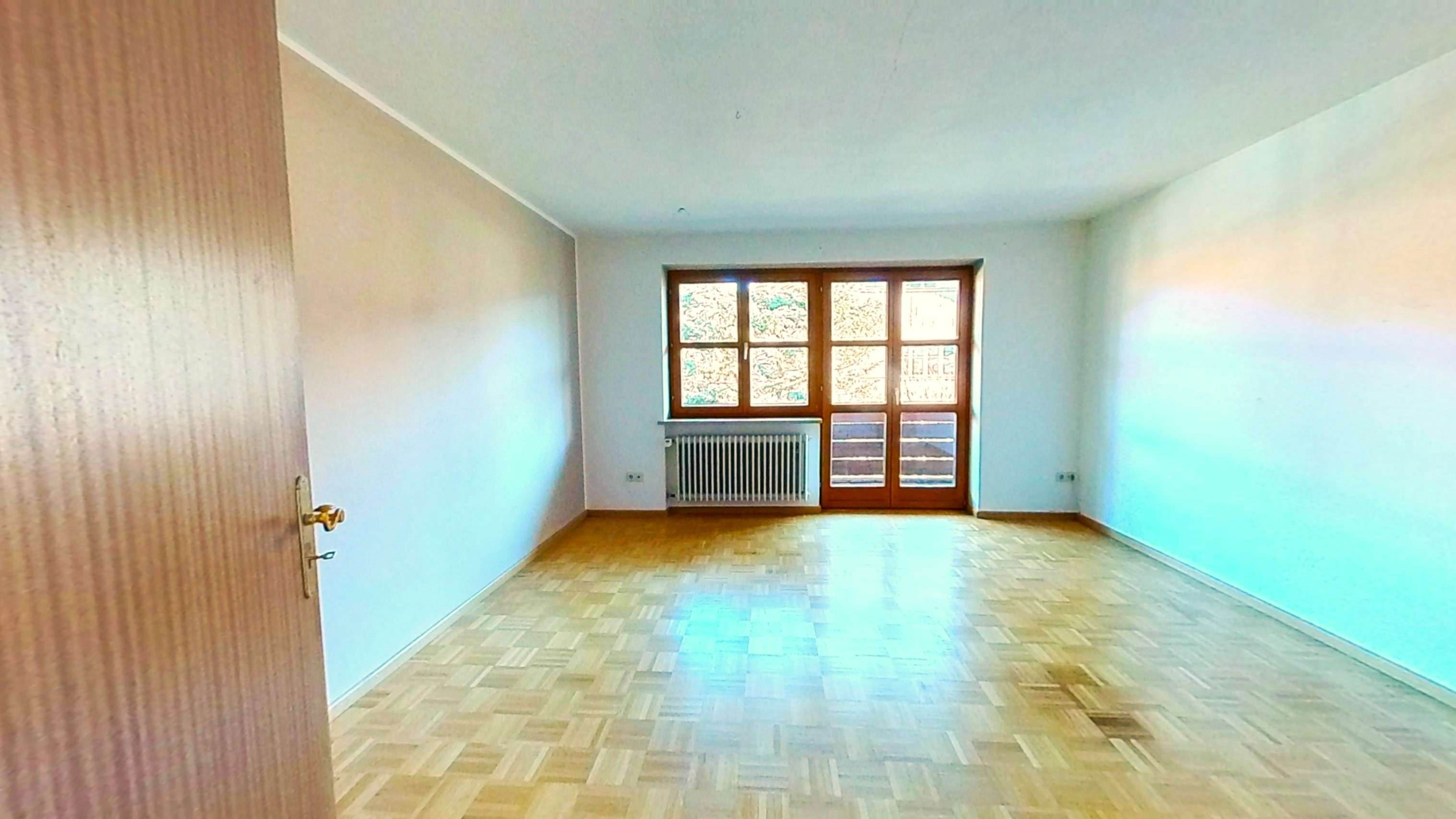 Immobilie in Lenggries - Großzügige Landhaus-Doppelhaushälfte in sehr guter und ruhiger Lage von Lenggries - Bild 4