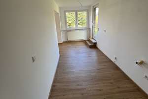 
Freistehendes Einfamilienhaus / Zweifamilienhaus frisch renoviert & sofort bezugsfertig – Die vollständige Adresse der Immobilie erhältst du vom Anbieter., 58091 Eilpe, Hagen – Vorschaubild 12