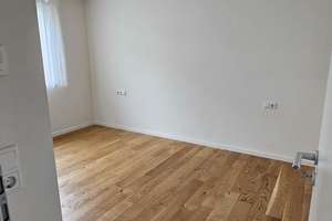 Modernes Reihenendhaus mit 3 Terrassen & Garten – ideal für Familien & Expats – Hindenburgstraße 12, 71263 Weil der Stadt – Vorschaubild 12