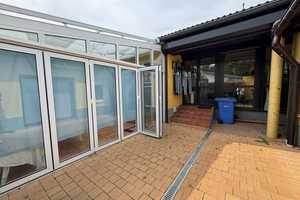 Bungalow in der Karl-Marx-Siedlung mit Kamin, Doppelgarage und Wintergarten – Worms – Vorschaubild 12