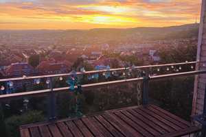Traumwohnung mit Panoramablick über Stuttgart 🏡Schöne, modernisierte Altbauwohnung ab 01.10. frei – Stuttgart – Vorschaubild 1