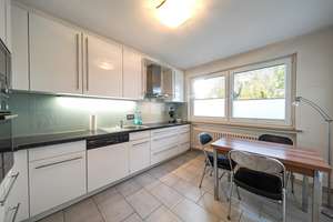 Großzügiges, teilmodernisiertes Einfamilienhaus mit Garage – Die vollständige Adresse der Immobilie erhältst du vom Anbieter., 26127 Nadorst, Oldenburg (Oldenburg) – Vorschaubild 3