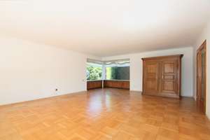 Ihr neues Zuhause wartet - Einfamilienhaus mit 836 m² Traumgrundstück und Gestaltungspotenzial – Die vollständige Adresse der Immobilie erhältst du vom Anbieter., 76287 Rheinstetten – Vorschaubild 4