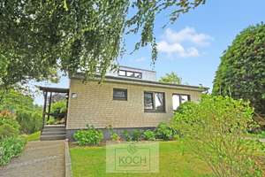 Individuelles Architektenhaus mit schönem Grundstück in ruhiger Lage