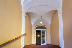 Charmante Eigentumswohnung in stilvollem Altbau – München – Vorschaubild 3