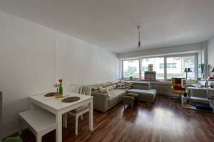 Schöne 2-Zimmer Wohnung im Herzen von Friedrichstadt - WG geeignet! – Herzogstr. 33, 40215 Friedrichstadt, Düsseldorf – Vorschaubild 1