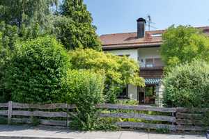 „Familienglück in ruhiger Lage“ - Großzügige Doppelhaushälfte mit schönem Garten – Rosenheim (Kreis) – Vorschaubild 22