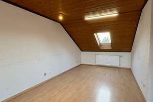 Für Eigennutzer & Kapitalanleger: Helle 3-ZKB-Dachgeschosswohnung mit Stellplatz – 67065 Mundenheim, Ludwigshafen am Rhein – Vorschaubild 5