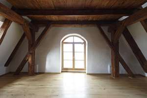 Wohnen im historischen Stadel aus dem 13. Jh. mit Garten und Garage in der Altstadt von Regensburg – Die vollständige Adresse der Immobilie erhältst du vom Anbieter., 93047 Innenstadt, Regensburg – Vorschaubild 4