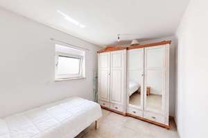 Neuwertiges Wohnensemble mit Einliegerwohnung, großer Sonnenterrasse und Doppelgarage – Die vollständige Adresse der Immobilie erhältst du vom Anbieter., 97249 Eisingen – Vorschaubild 11