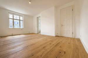 Repräsentative Altbauwohnung mit Blick auf den Winthirplatz – Die vollständige Adresse der Immobilie erhältst du vom Anbieter., 80634 Neuhausen, München – Vorschaubild 6