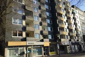 Ansprechende und geräumige 3-Zimmer-Wohnung mit Balkon! – Dreiringplatz 4, 45276 Essen – Vorschaubild 1