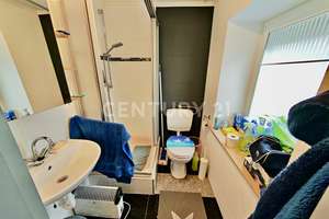 SANIERTES 1-2 Familienhaus mit toller Terrasse, 2 Garagen +8 KFZ Stellplätzen – Die vollständige Adresse der Immobilie erhältst du vom Anbieter., 66127 Klarenthal, Saarbrücken – Vorschaubild 25