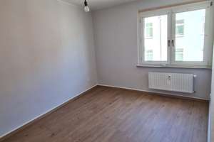 Schön und gemütlich! Renovierte 3,5 Raum Wohnung in ruhiger Lage!!! Balkon!! – Saarbrücker Straße 32, 45884 Rotthausen, Gelsenkirchen – Vorschaubild 4