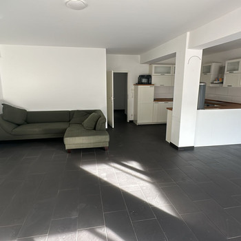 Attraktive 4-Zimmer-Wohnung für Familien oder Paare mit Platzbedarf