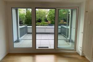 Exklusive, neuwertige 1-Zimmer-Wohnung mit Balkon und EBK in Regensburg – Klenzestraße 27, 93051 Kumpfmühl-Ziegetsdorf-Neuprüll, Regensburg – Vorschaubild 2