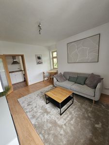 Voll Möblierte und stilvolle 2-Zimmer-Wohnung mit Balkon in Leipzig