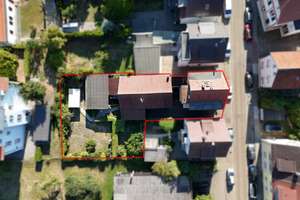 Grüne Oase mit Zukunft: Vielseitiges Mehrfamilienhaus, weitläufiger Garten und Anbau mit Potential – Die vollständige Adresse der Immobilie erhältst du vom Anbieter., 70439 Stammheim-Mitte, Stuttgart – Vorschaubild 22