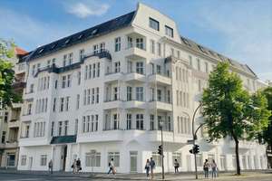 Altbauromantik am Lietzensee – renoviertes Stuckparadies