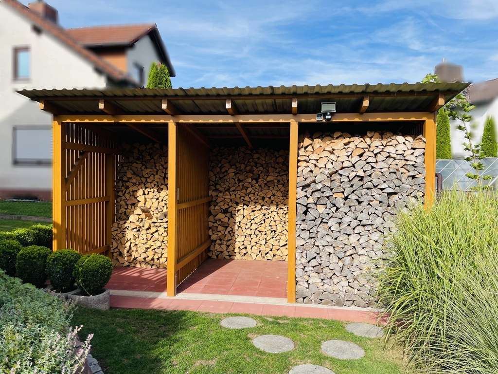 Immobilie in Grebenstein - Gepflegtes Einfamilienhaus in schöner Wohnlage von Grebenstein - Bild 3