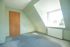 Einfamilienhaus mit großem Grundstück in Toplage – Die vollständige Adresse der Immobilie erhältst du vom Anbieter., 22117 Billstedt, Hamburg – Vorschaubild 32