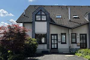 Gepflegtes Reihenendhaus in ruhiger Wohnlage mit Garten & Fernblick ins Naturschutzgebiet