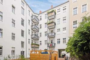 Preisnachlass sichern auf vermietete 2-Zimmerwohnung im Stralauer Kiez mit Wannenbad – Corinthstraße 53, 10245 Friedrichshain, Berlin – Vorschaubild 2