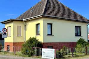 Historischer Charme trifft moderne Möglichkeiten - Haus mit Scheune – Oberhavel (Kreis) – Vorschaubild 1