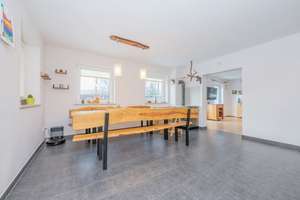 Großes Zweifamilienhaus bestehend aus angebautem Neubau zur Eigennutzung und Altbau mit Wohnrecht – Die vollständige Adresse der Immobilie erhältst du vom Anbieter., 84364 Bad Birnbach – Vorschaubild 13