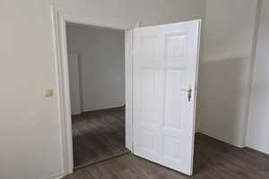 Frisch renovierte, sonnige Wohnung direkt neben Theater zu vermieten. – Demianiplatz 29-30, 2826 Görlitz – Vorschaubild 14