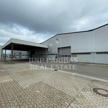 Sanierte Lagerhalle in Bremen