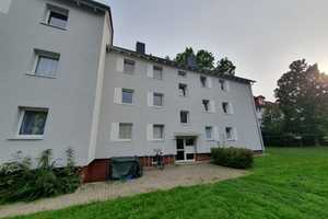 Frisch renoviert- gestrichen und tapeziert! – Schillerstr. 15 a, 38126 Braunschweig – Vorschaubild 1