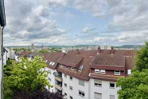 Schöne 3-Zimmer-Wohnung mit Stadtblick in Top-Lage in Alt-Saarbrücken – Trillerweg 21, 66117 Stadtverband Saarbrücken (Kreis) – Vorschaubild 2