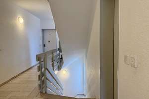 Gepflegtes Apartment mit Terrasse in Rheinnähe – Die vollständige Adresse der Immobilie erhältst du vom Anbieter., 40547 Niederkassel, Düsseldorf – Vorschaubild 3