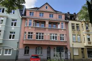 Zentrale, ruhige 2-Zi.-DG-Wohnung im Kolonie-Viertel (Wiesdorf)