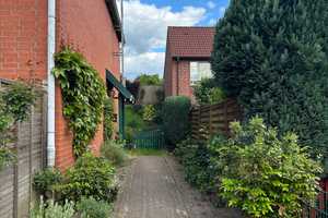 Gepflegtes Reihenendhaus auf ca. 130m², 5 Zimmer, 2 Terrassen und Außenstellplatz – Hamburg – Vorschaubild 32