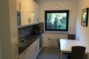 Schicke, sehr helle teilmöblierte Wohnung mit Blick ins Grüne - Essen-Bredeney – Meckenstocker Weg 2b, 45133 Bredeney, Essen – Vorschaubild 4