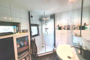 ++ MODERNISIERTES DREIFAMILIENHAUS + DOPPELGARAGE + GARTEN IN GUTER LAGE!! ++ – Die vollständige Adresse der Immobilie erhältst du vom Anbieter., 52134 Herzogenrath – Vorschaubild 6