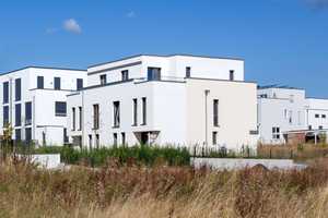 Großzügig wohnen. Gesund leben. - Familienglück auf ca. 257 m² - Villa Ontario in Bierstadt – Anhalterweg 2, 65191 Wiesbaden – Vorschaubild 2