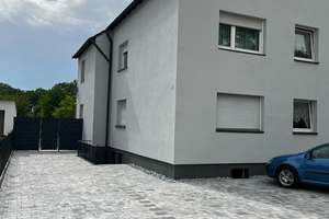 **Attraktives Dreifamilienhaus in Bad Friedrichshall** !!Kapitalanlage mit solider Rendite!! – Die vollständige Adresse der Immobilie erhältst du vom Anbieter., 74177 Bad Friedrichshall – Vorschaubild 1