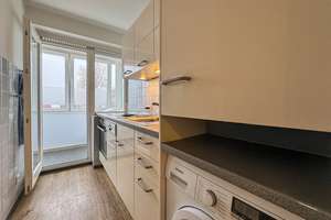 Oberbilk: 2-Zimmer-Eigentumswohnung mit Wintergarten und Tiefgaragenstellplatz – Die vollständige Adresse der Immobilie erhältst du vom Anbieter., 40227 Oberbilk, Düsseldorf – Vorschaubild 8