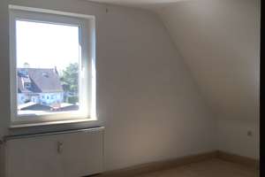Helle 2-Zimmer-Nichtraucher- DG-Wohnung  in Bottrop-Fuhlenbrock – Herderstr. 37, 46242 Fuhlenbrock, Bottrop – Vorschaubild 9