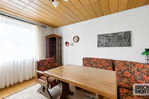 Viel Platz für die Familie: Gepflegtes RMH mit Wintergarten in Augsburg-Haunstetten – Die vollständige Adresse der Immobilie erhältst du vom Anbieter., 86179 Haunstetten-Süd, Augsburg – Vorschaubild 8