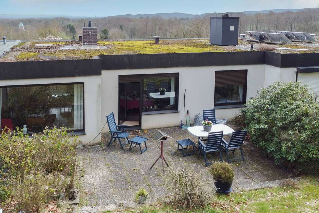 Immobilie in Bielefeld - Mittelreihenhaus in ruhiger Sackgassenlage am Waldrand mit Garage in Kirchdornberg - Bild 2