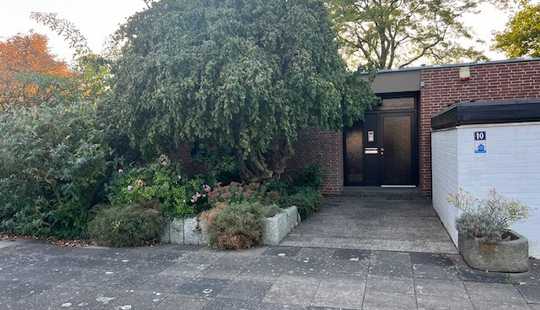 Bild von Wohnen auf einer Ebene im hochwertigen Bungalow mit 2 Garagen in ruhiger Lage in Hannover-Anderten